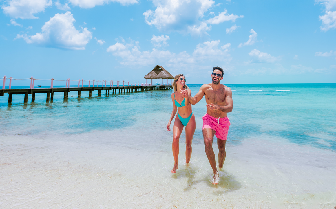 couple at Cozumel beach