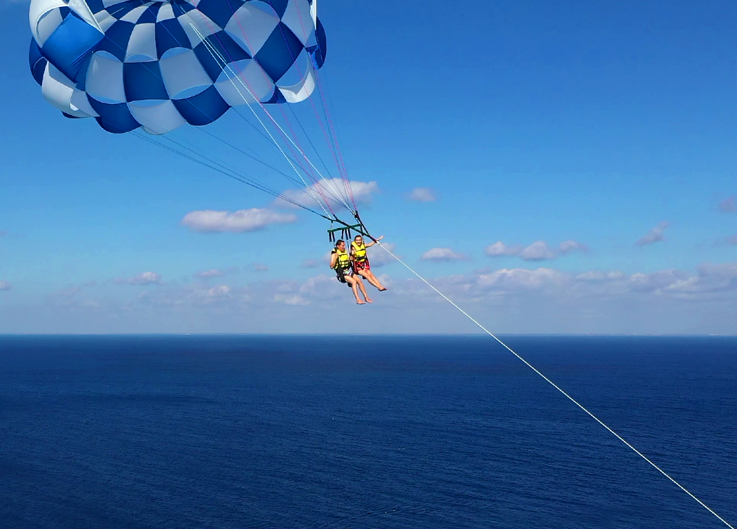 Cozumel parasailing