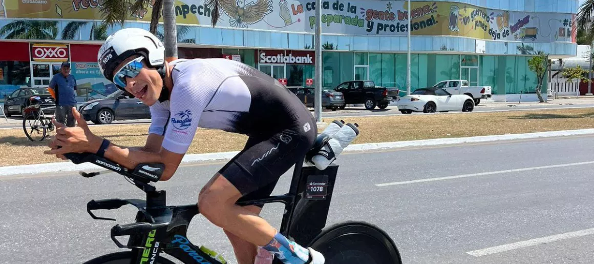Martin triathlete in Cozumel