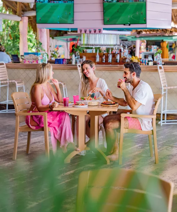 Comida en club de playa Paradise Beach Cozumel