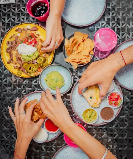 Los mejores nachos quesadillas club de playa en Cozumel todo incluido